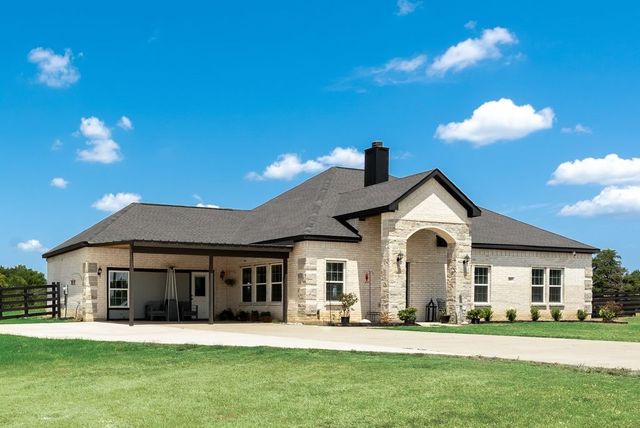 247 Private Road 7413 Road, Wills Point, TX 75169