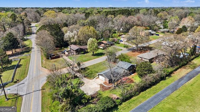 8832 Twin Oaks Drive, Jonesboro, GA 30236