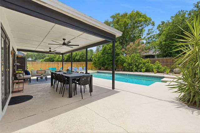 11007 THERESA ARBOR DRIVE, Tampa, FL 33617