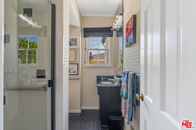 11806 Bellagio Road, Los Angeles, CA 90049