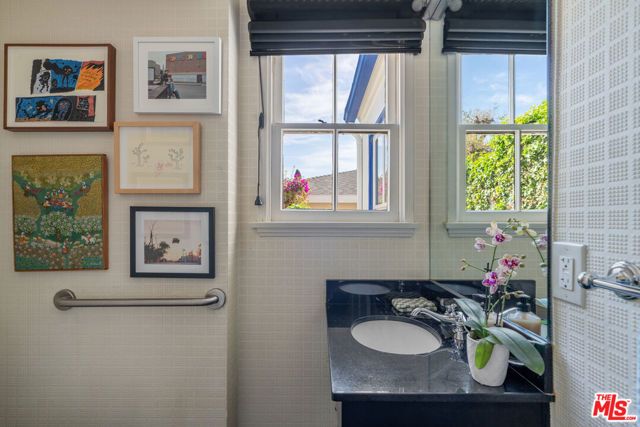 11806 Bellagio Road, Los Angeles, CA 90049