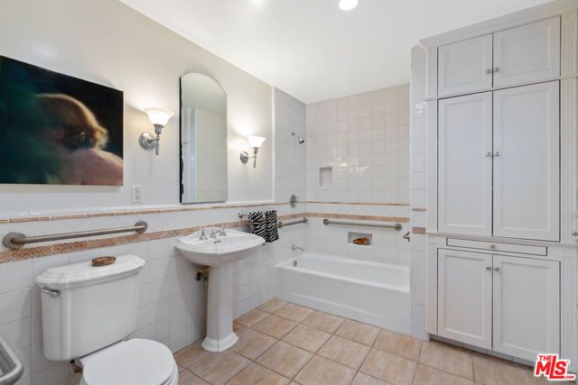 11806 Bellagio Road, Los Angeles, CA 90049