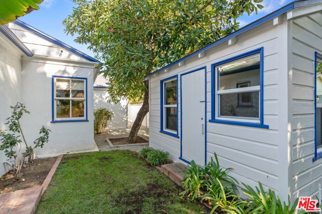 11806 Bellagio Road, Los Angeles, CA 90049
