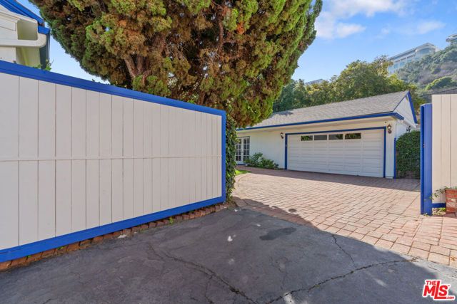 11806 Bellagio Road, Los Angeles, CA 90049