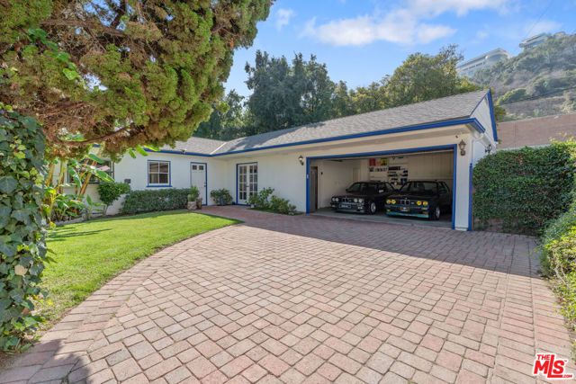11806 Bellagio Road, Los Angeles, CA 90049