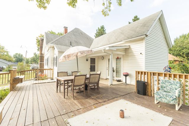 523 MOREHEAD ST, Moberly, MO 65270