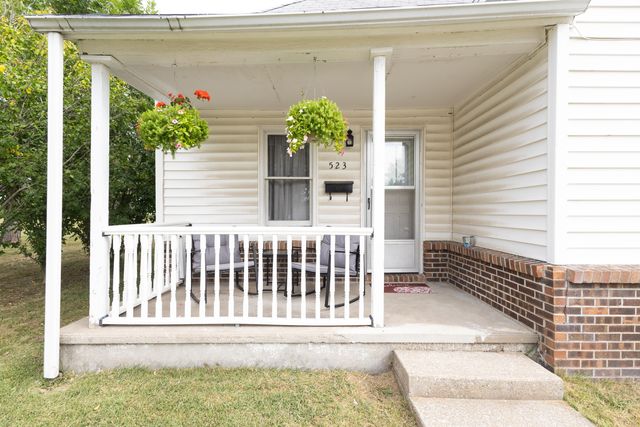 523 MOREHEAD ST, Moberly, MO 65270