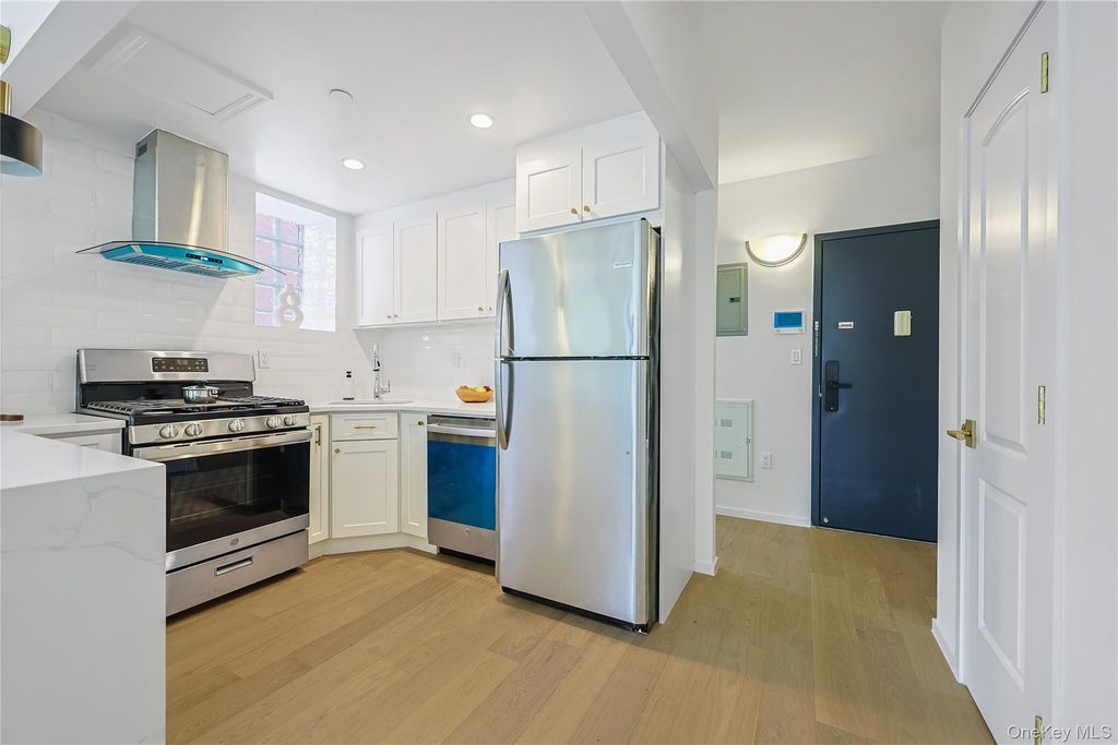 97-30 64th Avenue 5A, Rego Park, NY 11374 — photo 5