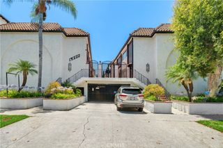 14332 Dickens Street 25, Sherman Oaks, CA 91423