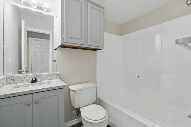 1752 Dynasty Drive, Glenn Heights, TX 75154