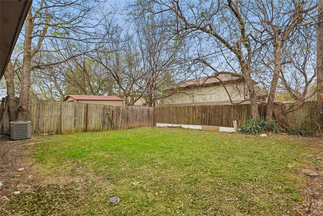 1752 Dynasty Drive, Glenn Heights, TX 75154