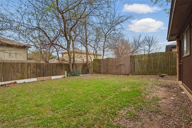 1752 Dynasty Drive, Glenn Heights, TX 75154