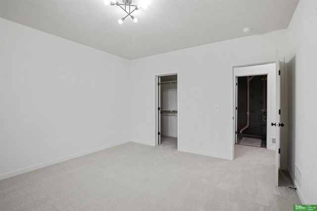 11718 S 124th Avenue, Papillion, NE 68046
