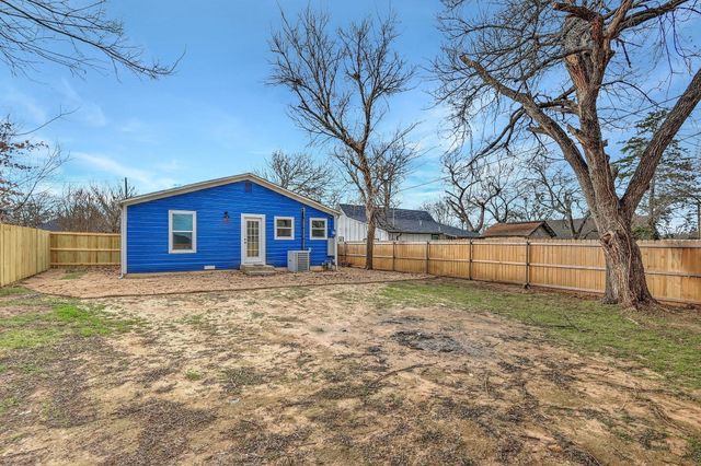 513 E Washington Street, Denison, TX 75021