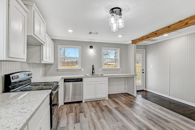 513 E Washington Street, Denison, TX 75021