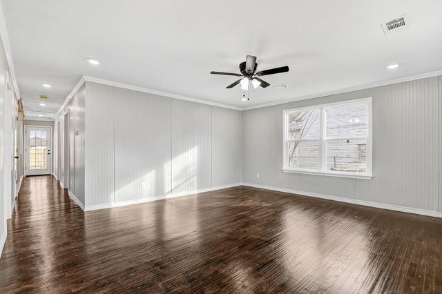 513 E Washington Street, Denison, TX 75021