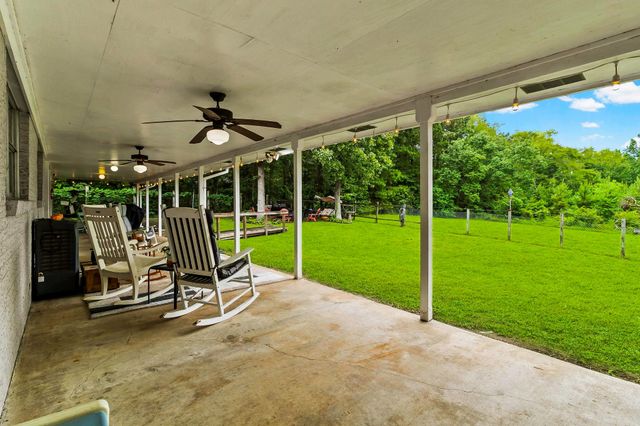 4420 Shady Lane, Huntsville, TX 77320