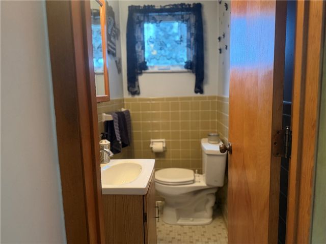 10207 Pearl Road, Penn Hills, PA 15235