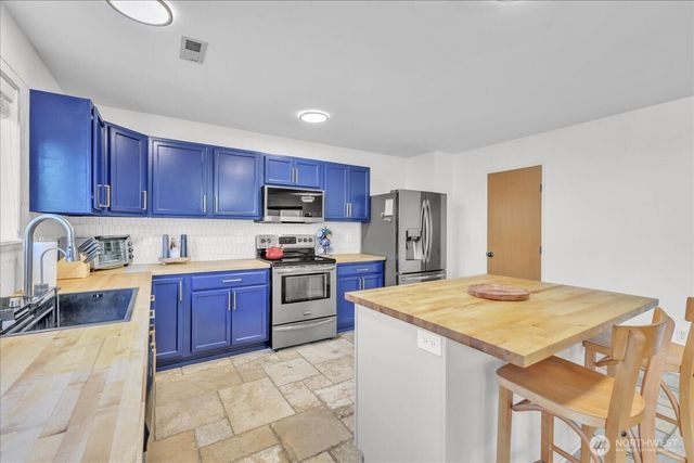 10025 Terra Ct SE, Yelm, WA 98597