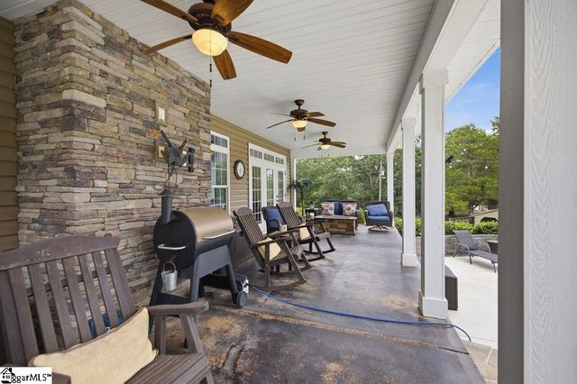 240 Warren Watt Road, Iva, SC 29655