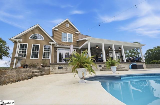 240 Warren Watt Road, Iva, SC 29655