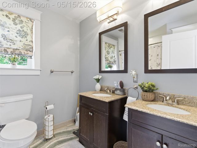 1223 Greenleaf Drive, Royal Oak, MI 48067