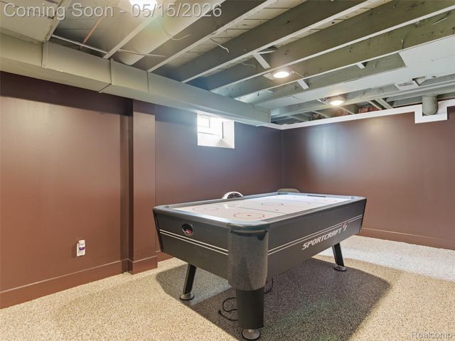 1223 Greenleaf Drive, Royal Oak, MI 48067