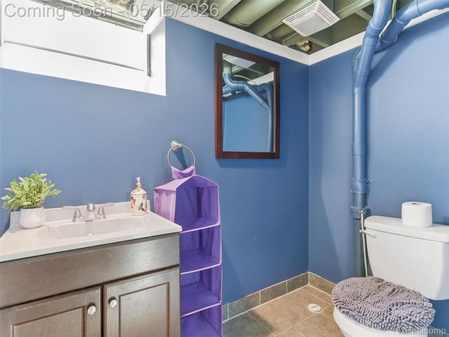 1223 Greenleaf Drive, Royal Oak, MI 48067