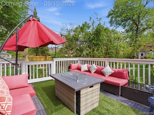 1223 Greenleaf Drive, Royal Oak, MI 48067
