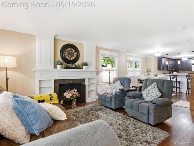 1223 Greenleaf Drive, Royal Oak, MI 48067