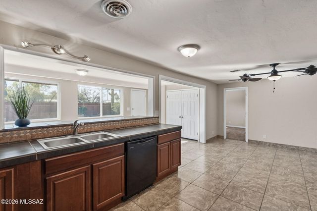 6142 E 20th Street, Tucson, AZ 85711