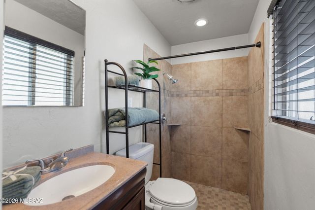 6142 E 20th Street, Tucson, AZ 85711