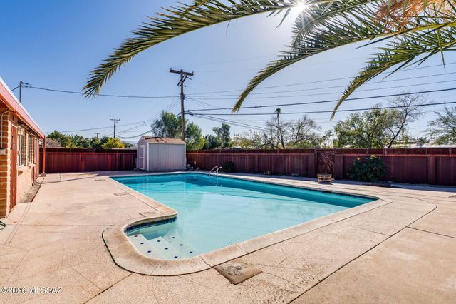 6142 E 20th Street, Tucson, AZ 85711