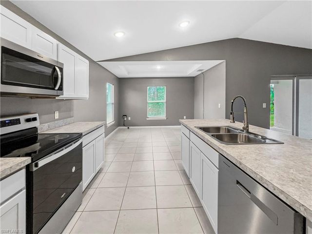3107 35th ST W, Lehigh Acres, FL 33971