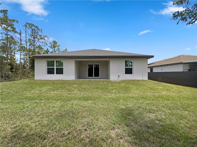 3107 35th ST W, Lehigh Acres, FL 33971