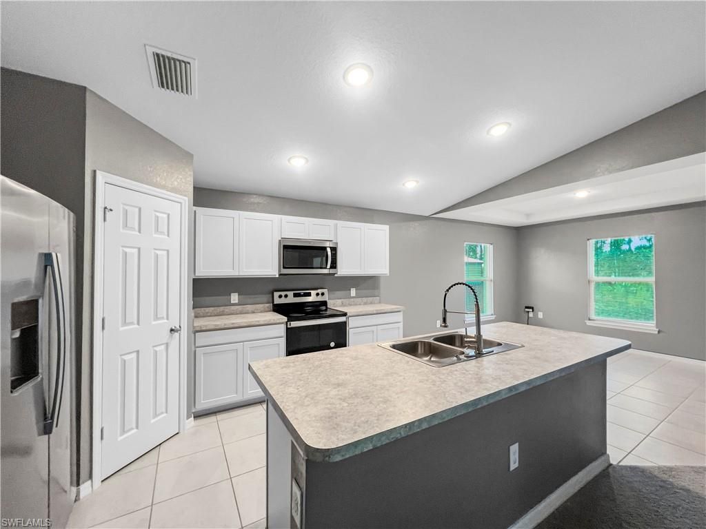 3107 35th ST W, Lehigh Acres, FL 33971