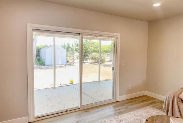 238 W Swift Avenue, Clovis, CA 93612