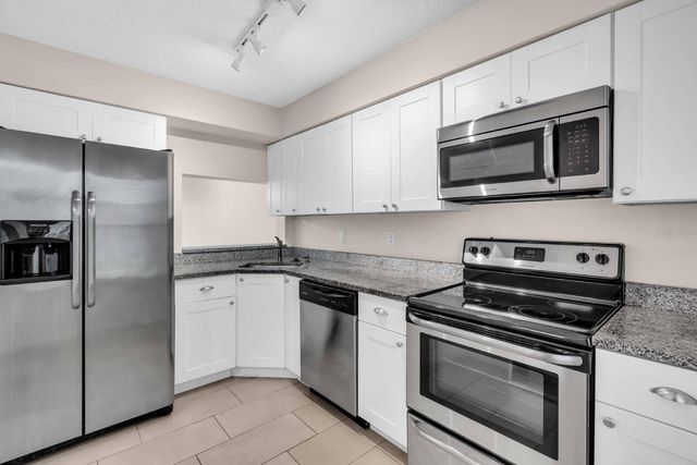 7294 CLOISTER DRIVE 4, Sarasota, FL 34231