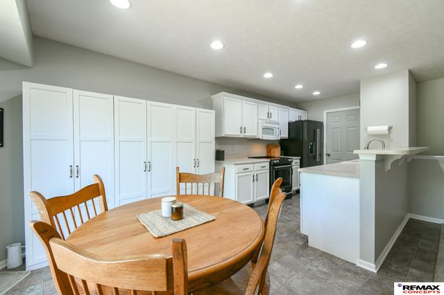 1601 SW 25 Street, Lincoln, NE 68522