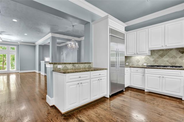 4631 Regent Manor Drive, Kingwood, TX 77345