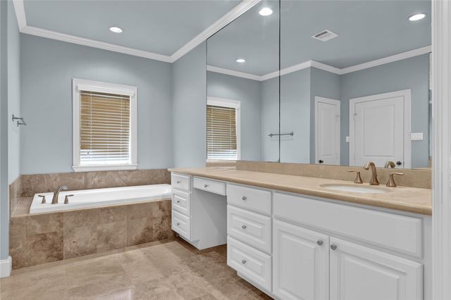 4631 Regent Manor Drive, Kingwood, TX 77345