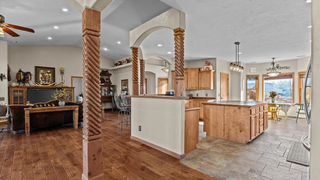 1633 Campfire Court, Loma, CO 81524
