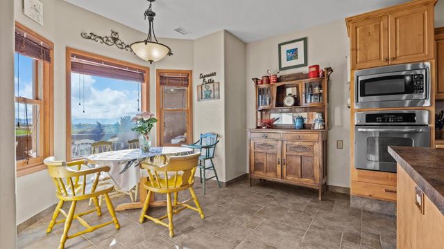 1633 Campfire Court, Loma, CO 81524