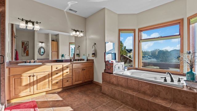 1633 Campfire Court, Loma, CO 81524