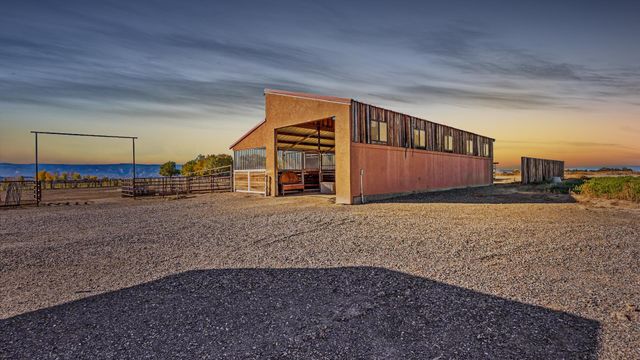 1633 Campfire Court, Loma, CO 81524