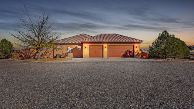 1633 Campfire Court, Loma, CO 81524
