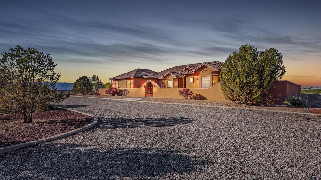 1633 Campfire Court, Loma, CO 81524