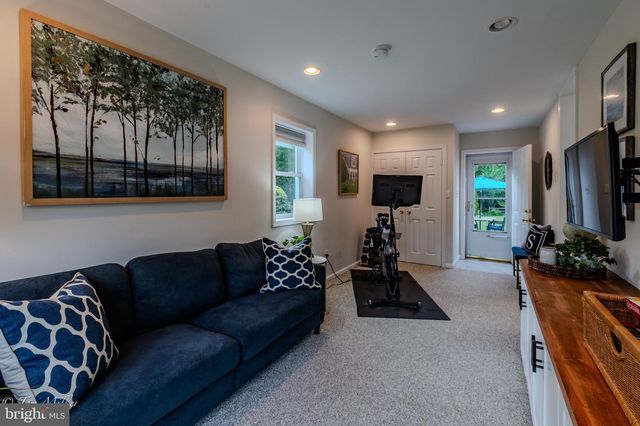 418 RANGE RD, Baltimore, MD 21204
