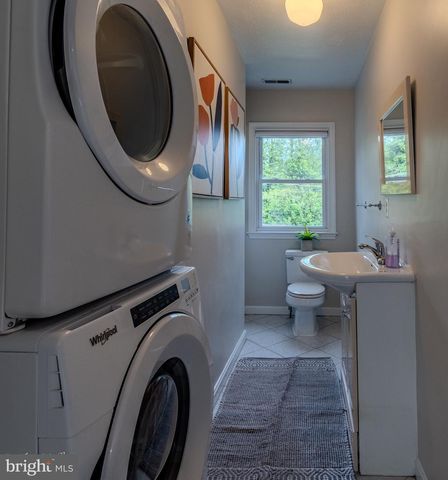 418 RANGE RD, Baltimore, MD 21204