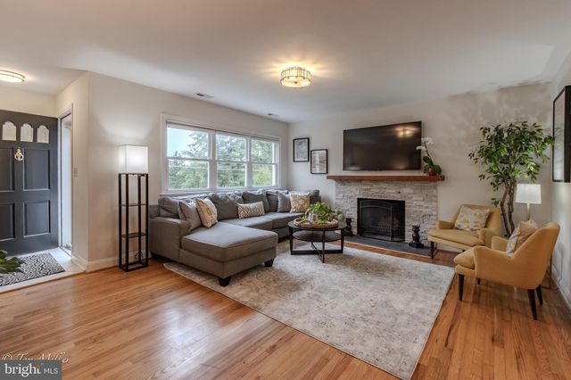 418 RANGE RD, Baltimore, MD 21204